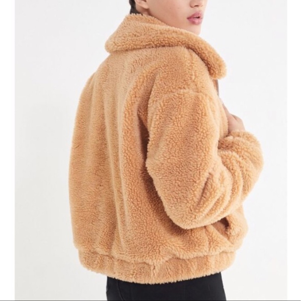 UO Cropped Teddy Jacket